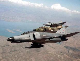 Boots of missing Turkish pilots found