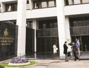 Credit, asset boom stokes risks in emerging markets