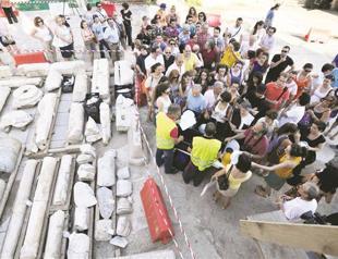 Subway work reveals ancient road in Greece