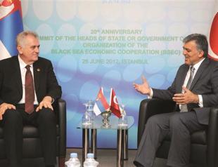 Turkish president meets with leaders