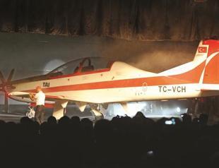 Turkey reveals domestic training airplane Hürkuş