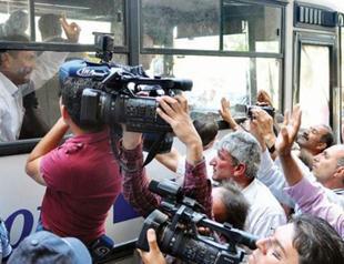 22 union members arrested in KCK probe