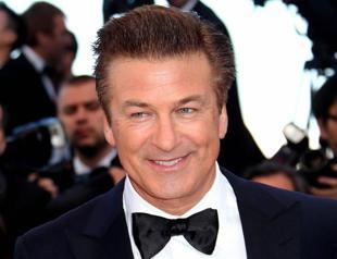 Alec Baldwin marries yoga instructor in NYC