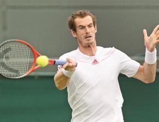 Murray beats Cilic, books to spot in Wimbledon last eight