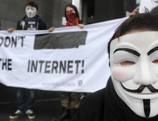 European Parliament rejects ACTA