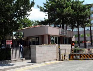 Gunshots near General Staff building in Ankara create panic