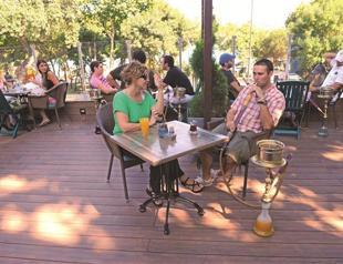 Water pipes banned for people under 18