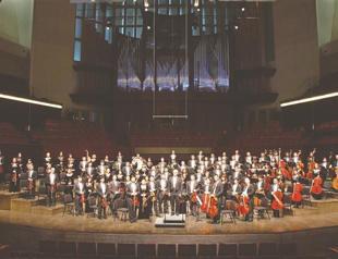 Shenzhen Symphony Orchestra in town