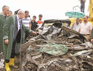 Opposition slams defiant gov’t for flooding failure