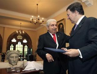 New EU leader Cyprus urges fair deal eurozone debt-sharing