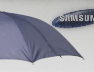 Samsung eyes record profit on strong smartphone sales