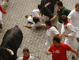 Six injured in opening Pamplona bull run