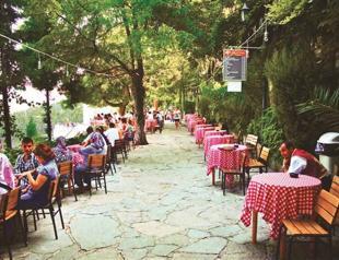 AKP deputy wants French name removed from Istanbul hill