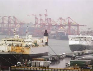 Japan surplus down 21.2 percent in April