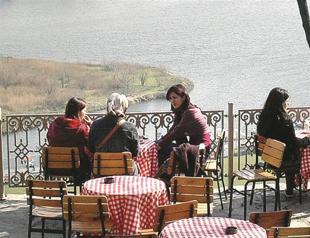 Istanbul mayor responds to French name debate