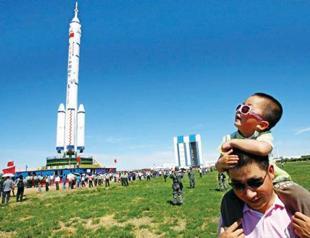China to launch manned spacecraft this month