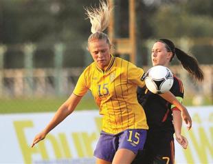 Neighbors to battle for the final