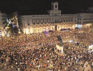 Spain unveils $79 bln budget cut