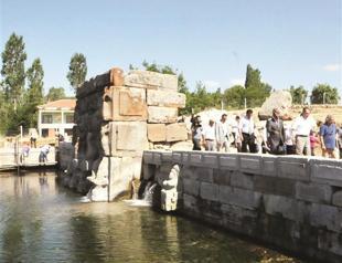 Minister Günay puts Konya’s cultural heritage in spotlight