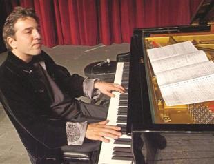 Turkish virtuoso to perform in Istanbul