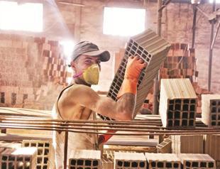 Accountants complain of illegal foreign workers