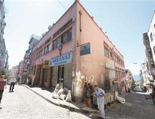 Armenian school to be turned into hotel