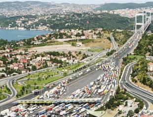 Municipality presses remote control button on traffic chaos