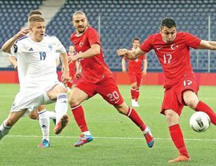 Galatasaray ser to sign Burak Yılmaz, Amrabat