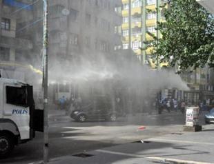 Clashes erupt over banned meeting in SE Turkey