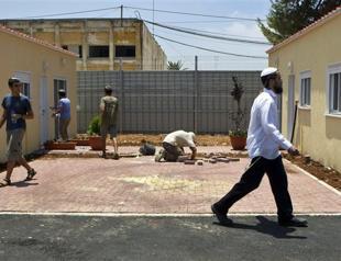 Israel may punish UN agencies for illegal work: media