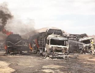 Taliban attack destroys 22 NATO supply trucks