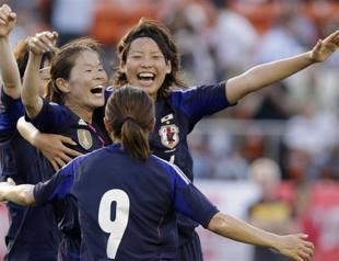 Japan womens team flies in economy class while men go in business