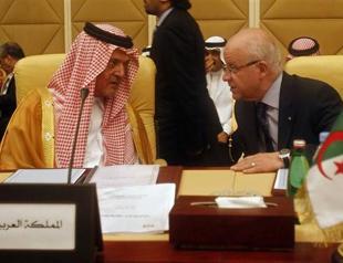 Arab League backs Palestinian plan to upgrade UN status