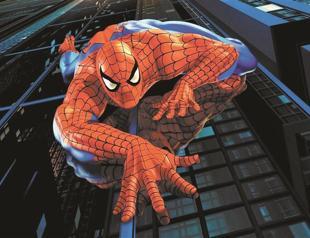 Spiderman on screen at Turkcell Arena