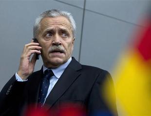 German domestic intelligence chief stepping down