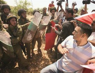 Palestine suffers major financial crisis