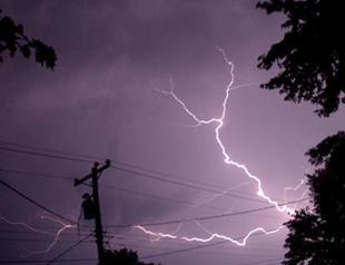 At least 18 dead after US storms cut power in East