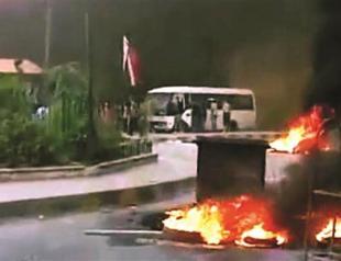 Hundreds flee clashes shaking Syrian capital