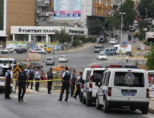 Officer wounded in shoot out with suspect