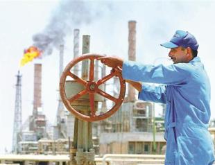 U.S. oil giant signs deal with Iraqi Kurds, defies central authority