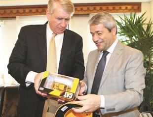 Caterpillar wants hub in Turkey