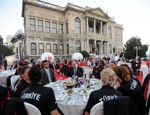 Istanbul 2020 Olympic bid logo revealed