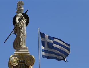 Greek army chief resigns, cites ethics, dignity