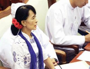 Suu Kyi urges protection for minorities