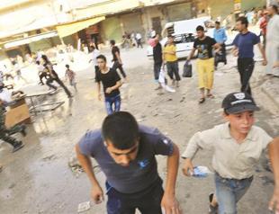 Syria army reinforces, Russia lashes out to US