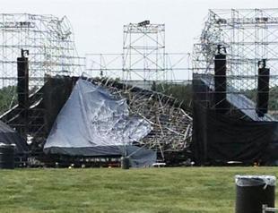 One killed in Radiohead stage collapse