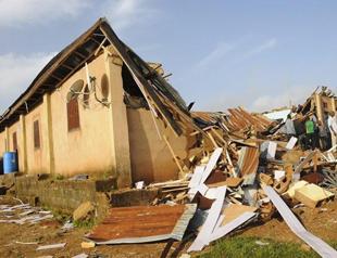 Nigerian state imposes 24-hour curfew after church attacks