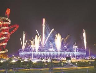 London set for spectacular night