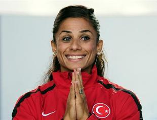 Turkey hopeful in London gold hunt