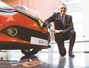 Renault’s earnings hurt by crisis